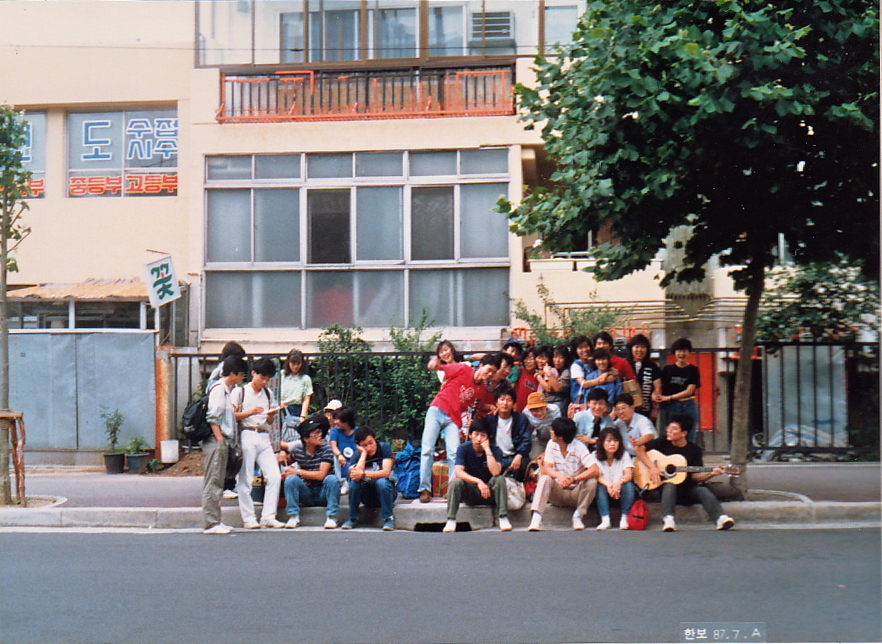 02.jpg